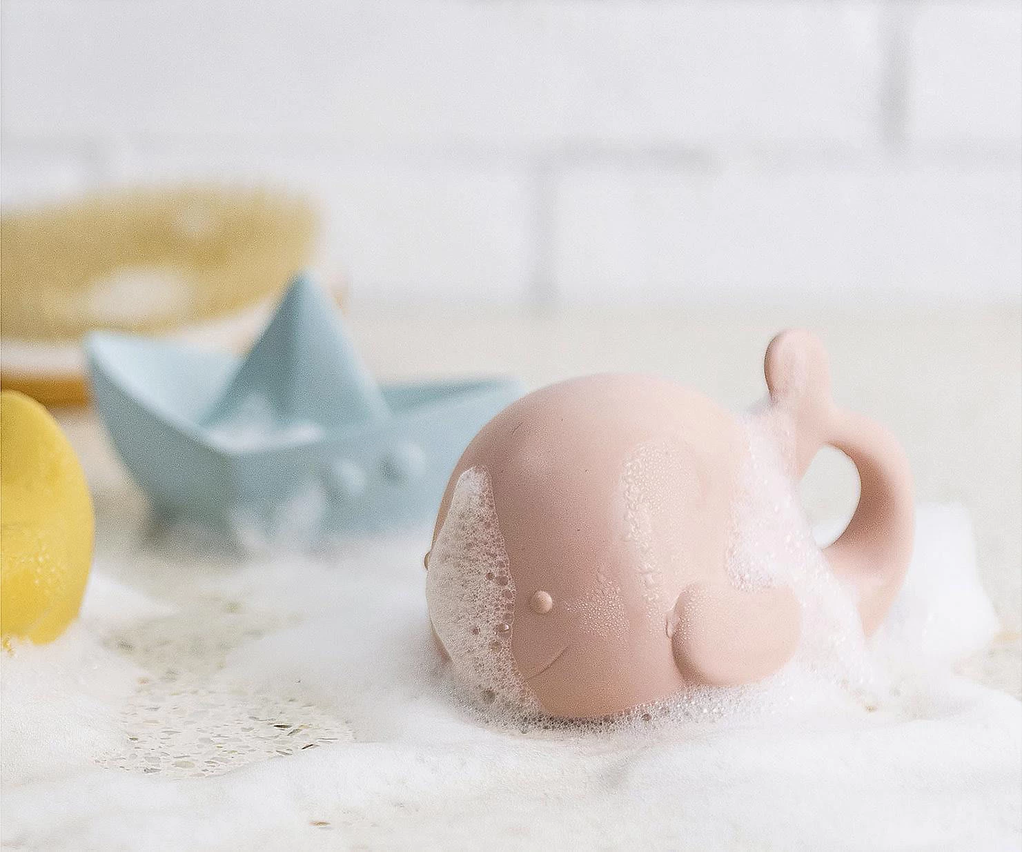 NATTOU BADEARTIKEL Gummiwal Rosa 2 NATTOU BADEARTIKEL Gummiwal Rosa – Bild 2